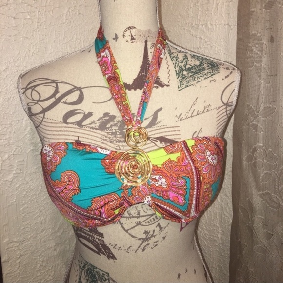 2bamboo Other - Paisley Print Bikini Swim Top Sz 32-34 B/ C